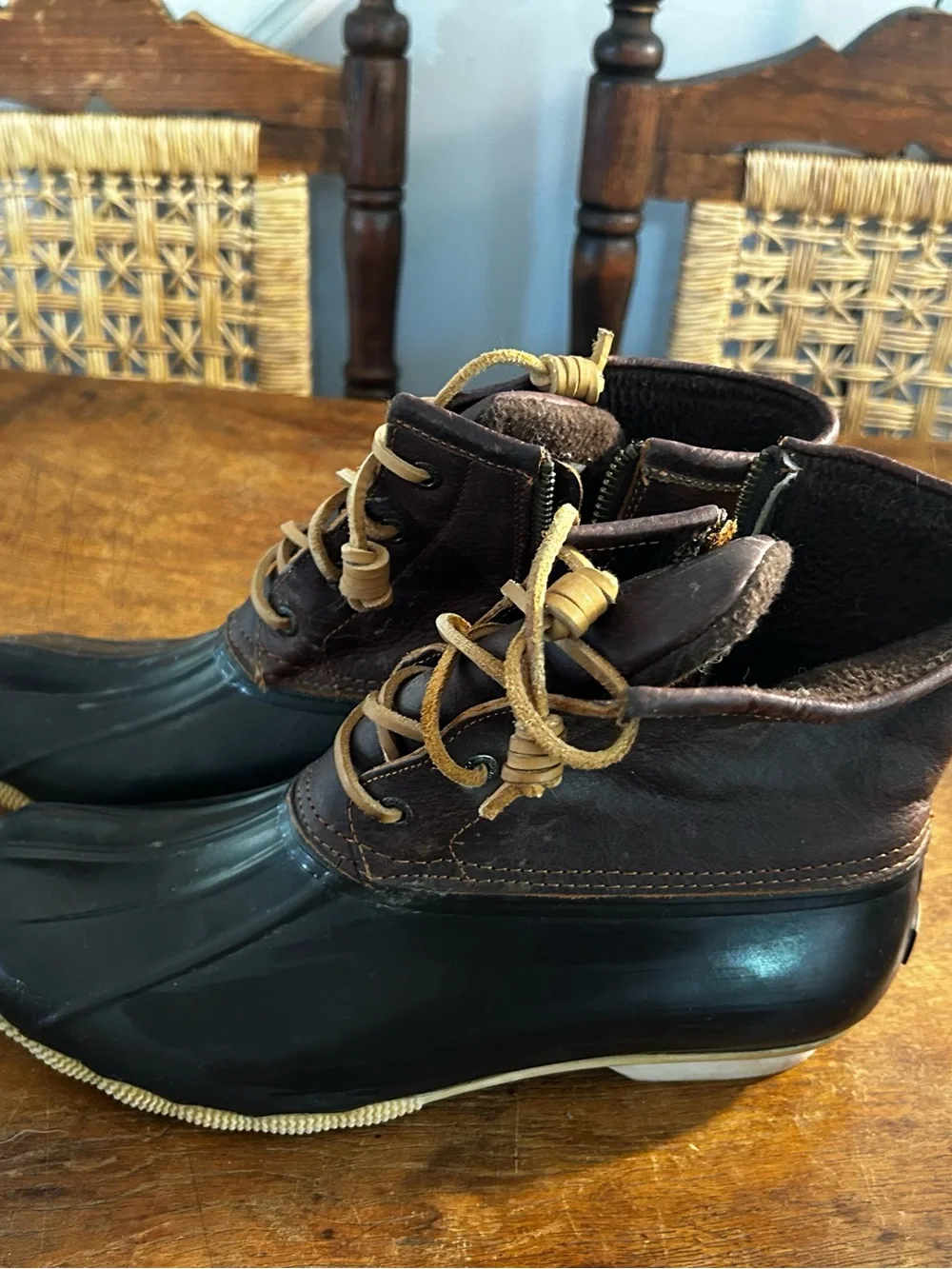 Sperry Brown Duck Boots for Women Chocolate Brown Size 10